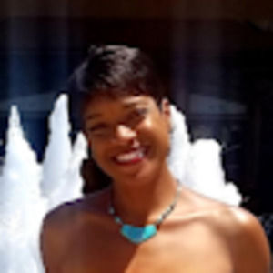 Meet your Posher, Yolanda